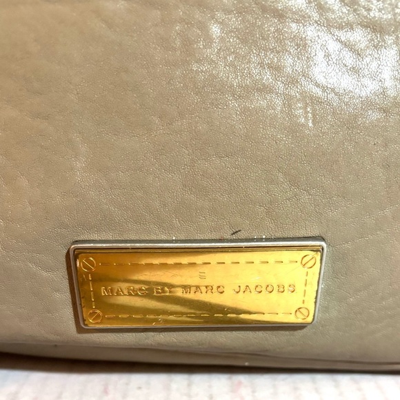 Marc by Marc Jacob’s Tan Leather Tote Bag - Picture 4 of 11